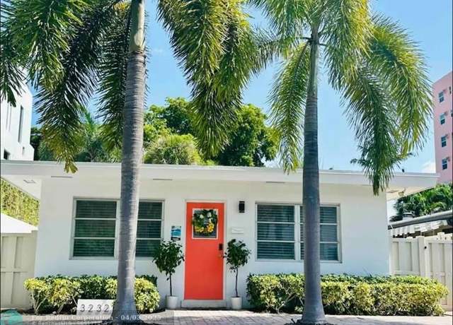 Property at 3232 NE 15th St, Pompano Beach, FL 33062, 2 beds, 2 baths