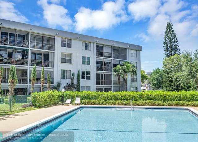 Property at 104 Royal Park Dr Unit 2B, Oakland Park, FL 33309, 2 beds, 2 baths