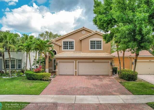 Property at 4829 N Classical Blvd, Delray Beach, FL 33445, 5 beds, 3.5 baths