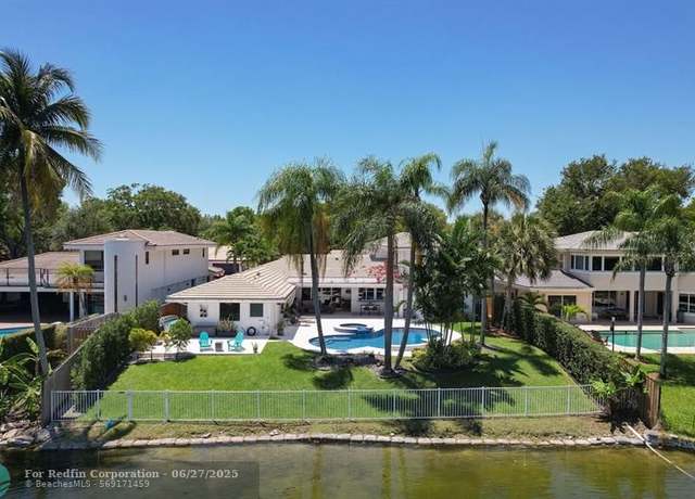 Property at 3161 N 36th St, Hollywood, FL 33021, 6 beds, 5 baths
