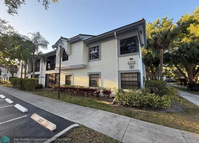 Property at 5414 Venetia Ct Unit H, Boynton Beach, FL 33437, 3 beds, 2 baths