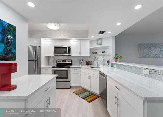 Property at 615 N Riverside Dr #502, Pompano Beach, FL 33062, 2 beds, 2 baths