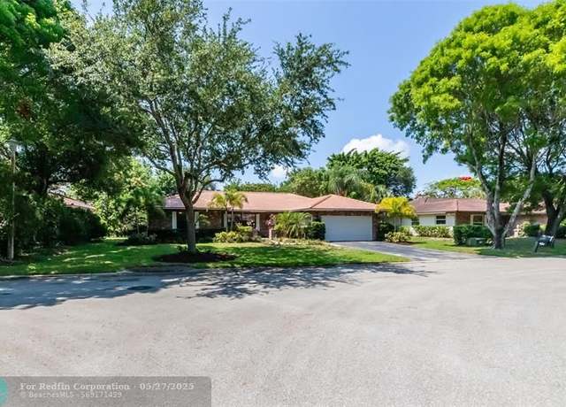 Property at 9420 SW 1st Pl, Coral Springs, FL 33071, 4 beds, 2.5 baths
