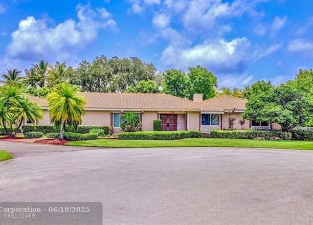 Property at 11000 SW 75th Ct, Pinecrest, FL 33156, 5 beds, 3 baths