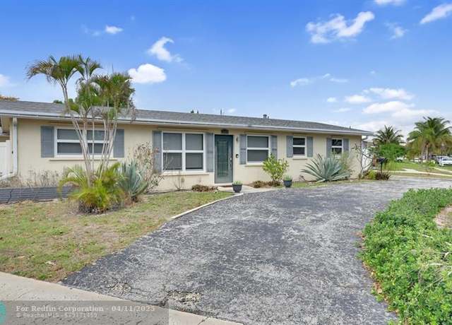 Property at 1325 SE 1st Ave, Deerfield Beach, FL 33441, 4 beds, 3 baths