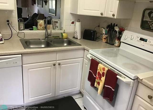 Property at 7320 Lake Circle Dr #407, Margate, FL 33063, 2 beds, 2 baths