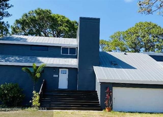 Property at 6945 150th Pl, Palm Beach Gardens, FL 33418, 4 beds, 3.5 baths