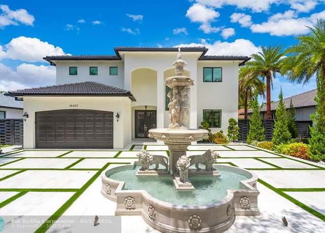 Property at 16422 NW 77th Pl, Miami Lakes, FL 33016, 4 beds, 3 baths