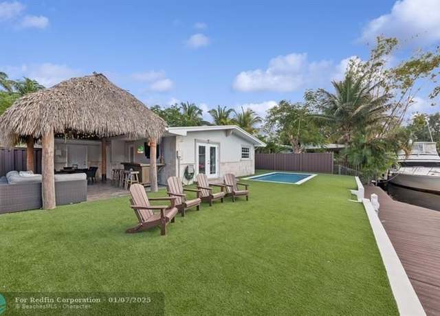 Property at 1525 SW 18th Ter, Fort Lauderdale, FL 33312, 2 beds, 2 baths