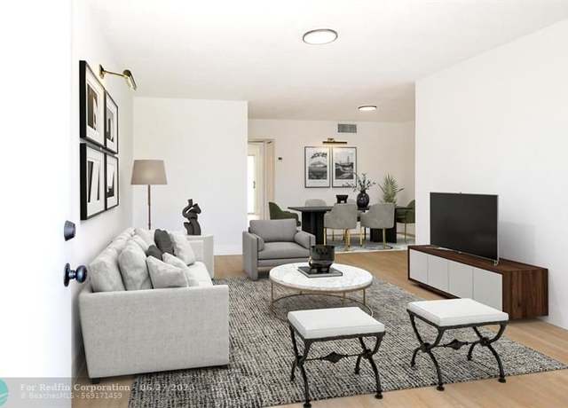 Property at 20120 NE 2nd Ave Unit W20, Miami, FL 33179, 1 bed, 1 bath
