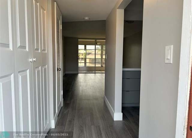 Property at 8080 N Sunrise Lakes Dr #209, Fort Lauderdale, FL 33322, 2 beds, 2 baths