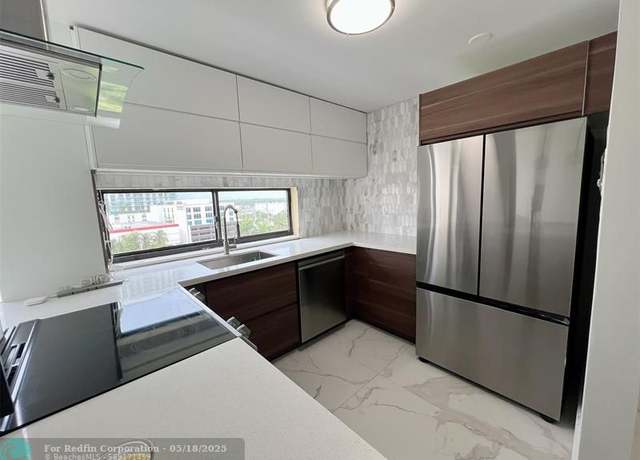 Property at 16919 N Bay Rd #911, Sunny Isles Beach, FL 33160, 2 beds, 2 baths