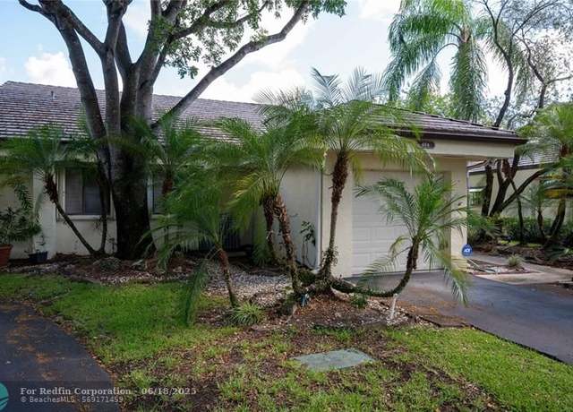 Property at 464 NW 94th Ter, Plantation, FL 33324, 3 beds, 2 baths