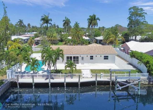 Property at 600 SE 5th Ct, Pompano Beach, FL 33060, 4 beds, 2 baths