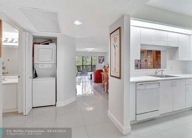 Property at 13705 SW 12th St Unit 305 B, Pembroke Pines, FL 33027, 2 beds, 2 baths