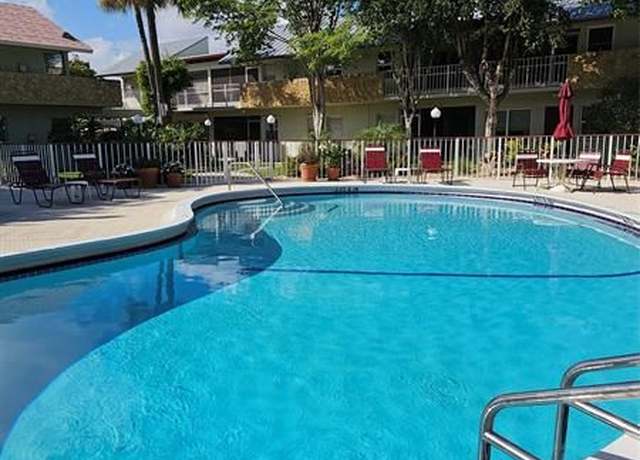 Property at 860 SE 6th Ave #206, Deerfield Beach, FL 33441, 1 bed, 1.5 baths
