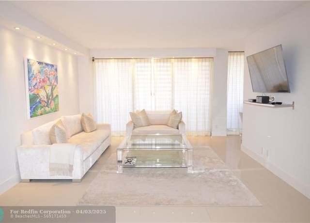 Property at 19355 Turnberry Way Unit 7-L, Aventura, FL 33180, 2 beds, 2 baths
