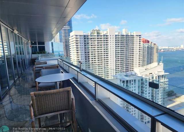 Property at 1395 Brickell Ave #2914, Miami, FL 33131, 1 bed, 1.5 baths