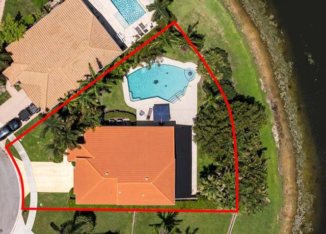 Property at 6570 Waverly Ln, FL 33467, 4 beds, 3 baths