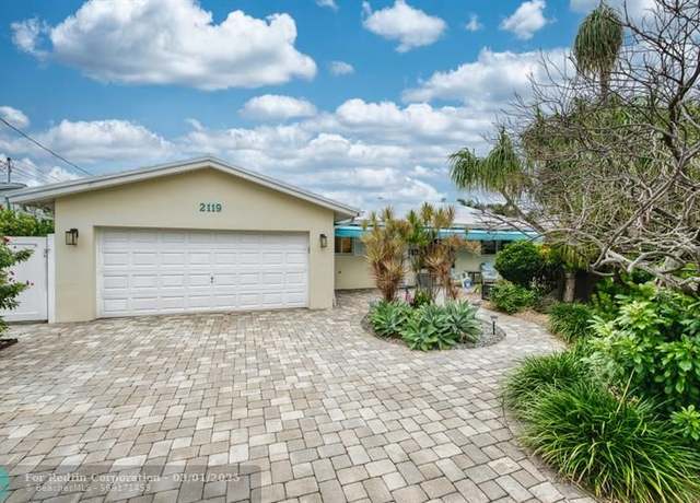 Property at 2119 NE 15th St, Fort Lauderdale, FL 33304, 3 beds, 2 baths