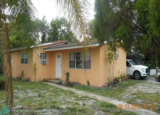 Property at 1124 NW 19th St, Fort Lauderdale, FL 33311, 3 beds, 2 baths