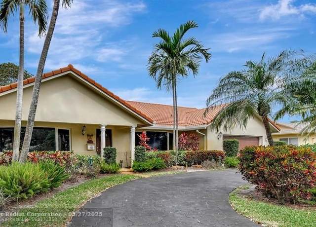 Property at 321 El Dorado Pkwy, Plantation, FL 33317, 3 beds, 2.5 baths