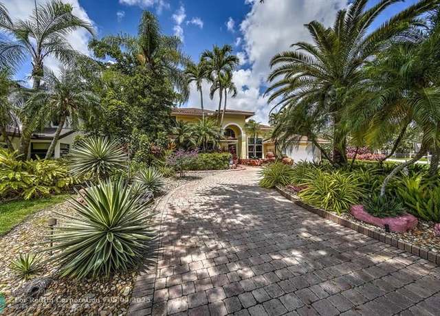Property at 521 NW 107th Ave, Plantation, FL 33324, 4 beds, 3 baths