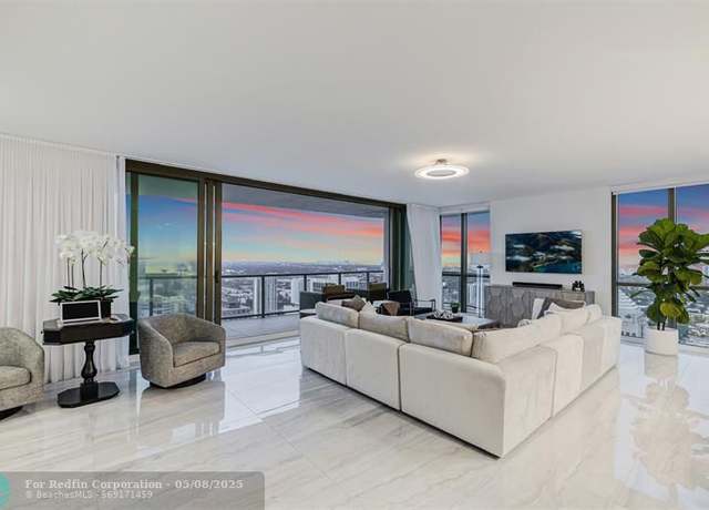Property at 100 E Las Olas Blvd #4301, Fort Lauderdale, FL 33301, 4 beds, 4.5 baths