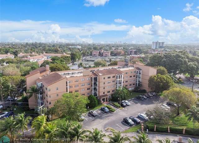 Property at 701 NW 19th St #202, Fort Lauderdale, FL 33311, 2 beds, 1 bath
