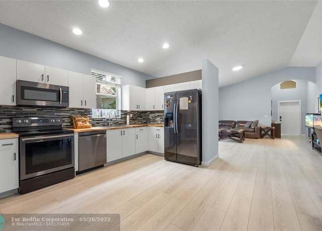 Property at 801 NW 130th Ave, Pembroke Pines, FL 33028, 2 beds, 2 baths