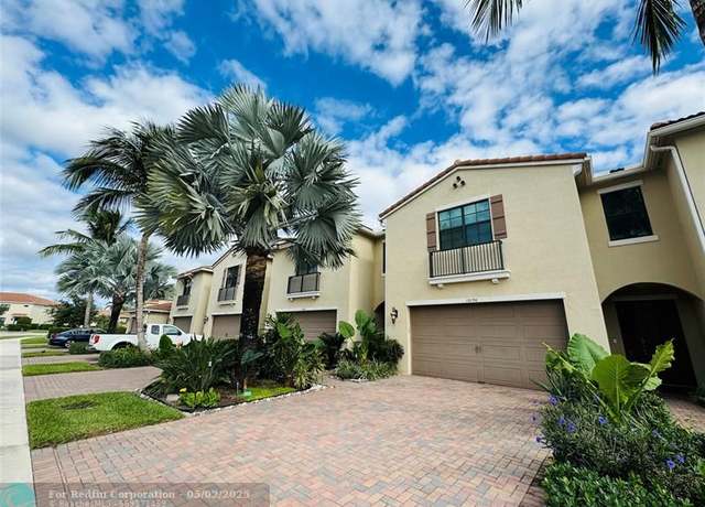 Property at 10190 Akenside Dr, Boca Raton, FL 33428, 3 beds, 2.5 baths