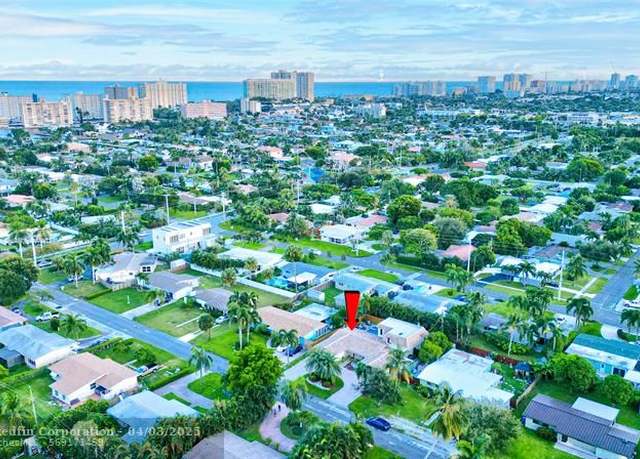Property at 2374 NE 8th Ct, Pompano Beach, FL 33062, 5 beds, 3.5 baths