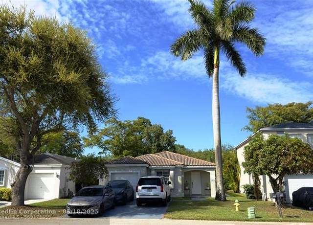 Property at 4629 SW 12th St, Deerfield Beach, FL 33442, 3 beds, 2 baths