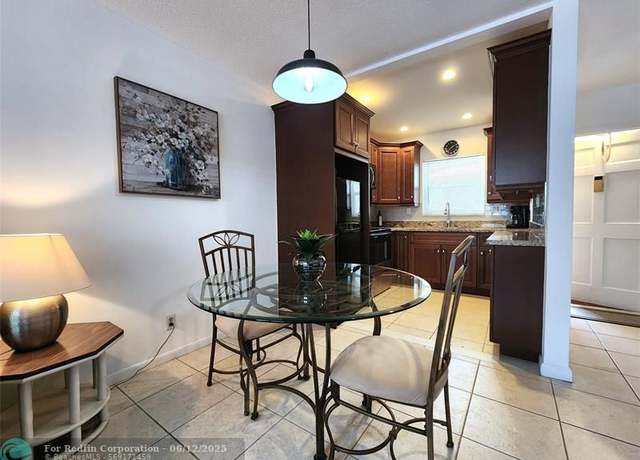 Property at 664 SE 20th Ave #26, Deerfield Beach, FL 33441, 1 bed, 1.5 baths
