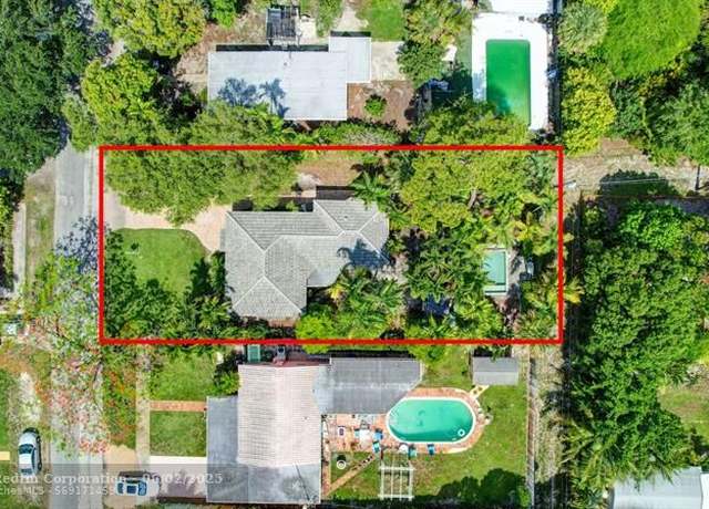 Property at 829 SW 19th St, Fort Lauderdale, FL 33315, 3 beds, 2 baths
