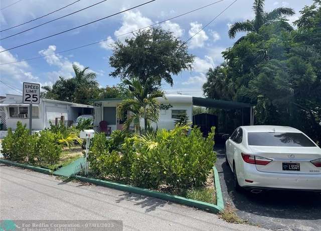Property at 1433 SW 87th Ter, Davie, FL 33324, 3 beds, 1 bath