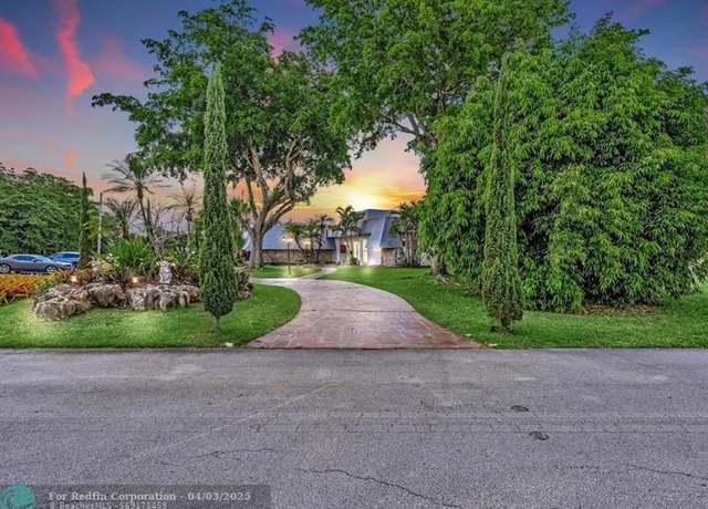 Property at 4601 Bayberry Ln, Tamarac, FL 33319, 2 beds, 2 baths