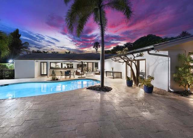 Property at 5552 NE 31st Ave, Fort Lauderdale, FL 33308, 3 beds, 3.5 baths
