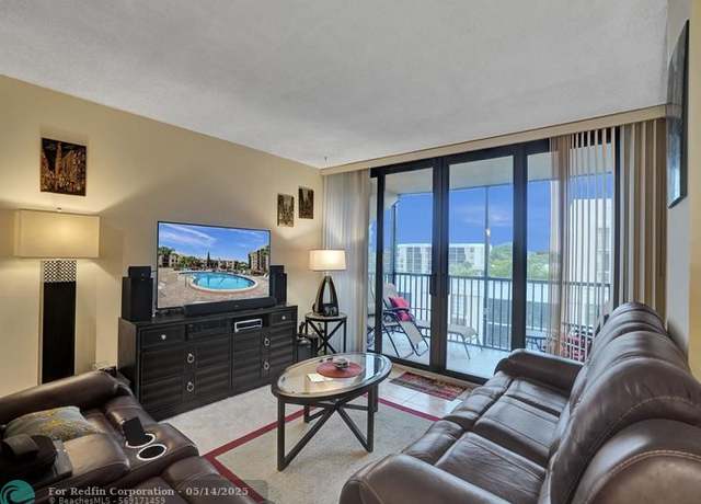 Property at 12 Royal Palm Way #5040, Boca Raton, FL 33432, 1 bed, 1 bath