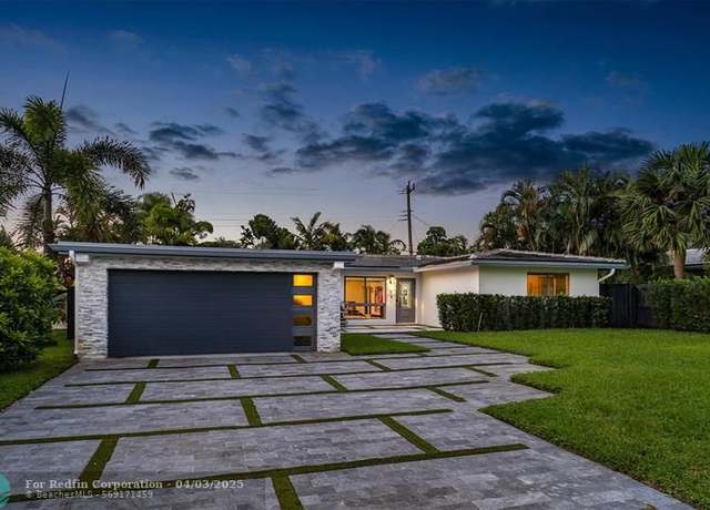 Property at 2117 NE 29th St, Fort Lauderdale, FL 33306, 3 beds, 2 baths