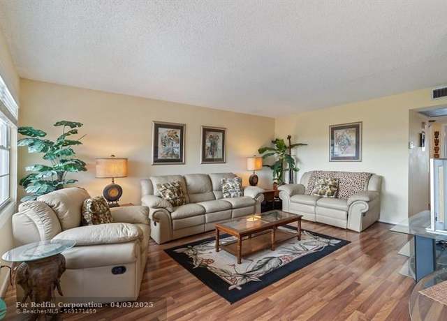 Property at 3099 Cornwall E #3099, Boca Raton, FL 33434, 2 beds, 1.5 baths