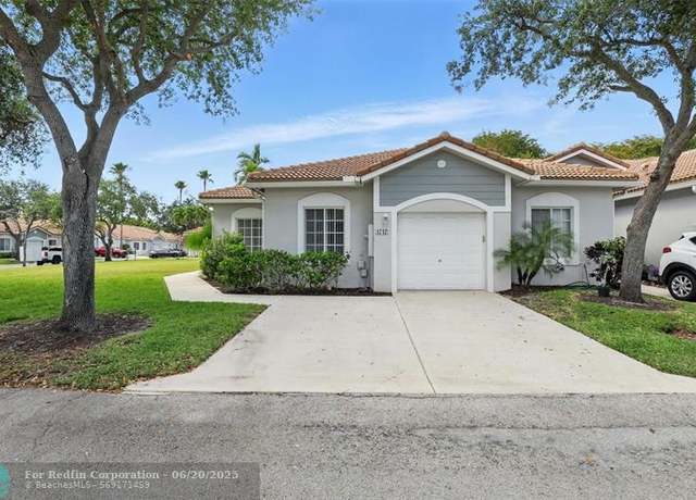 Property at 4747 SW 12th Pl #4747, Deerfield Beach, FL 33442, 3 beds, 2 baths