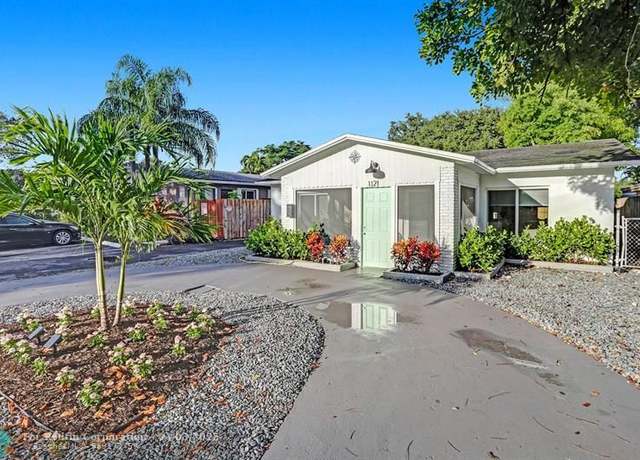 Property at 1121 SW 15th Ave, Fort Lauderdale, FL 33312, 3 beds, 2 baths