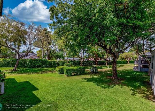 Property at 13240 SW 88th Ln Unit 208E, Miami, FL 33186, 2 beds, 2 baths