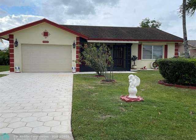 Property at 10407 NW 70th St, Tamarac, FL 33321, 2 beds, 2 baths