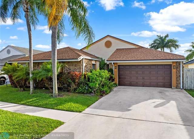 Property at 21041 Woodspring Ave, Boca Raton, FL 33428, 4 beds, 2 baths