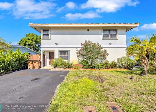 Property at 711 SE 3rd St, Deerfield Beach, FL 33441, 4 beds, 3 baths