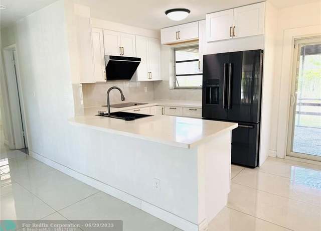 Property at 1521 NW 62nd Ter, Margate, FL 33063, 2 beds, 2 baths