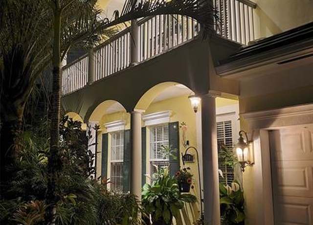 Property at 101 NE 21st St, Wilton Manors, FL 33305, 4 beds, 4 baths