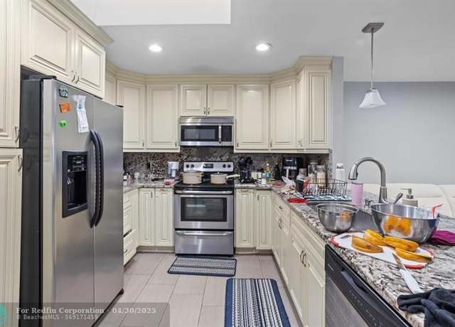 Property at 8930 SW 19th St Unit C, Boca Raton, FL 33433, 2 beds, 2 baths